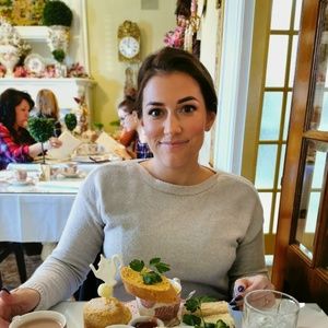 Meet your Posher, Amy